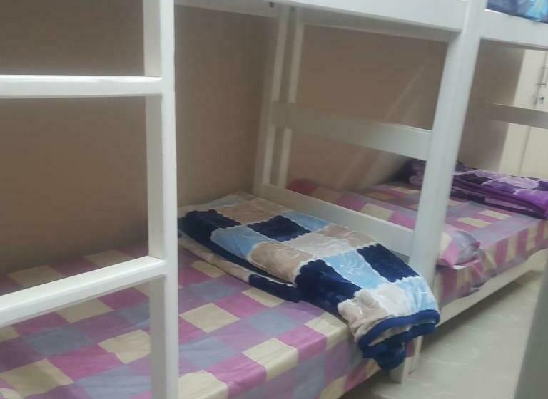 تختخواب در اتاق مشترک, Sweet Home Hostel