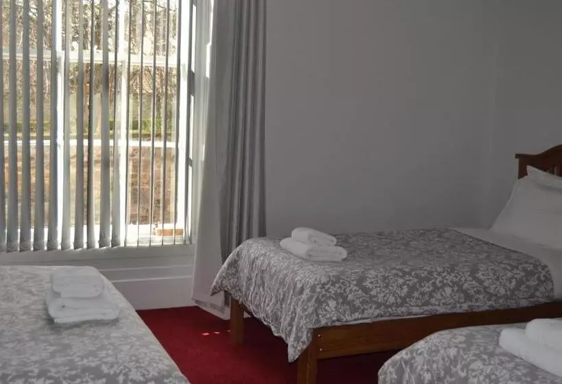 اتاق استاندارد سه نفره, Southbank Guesthouse