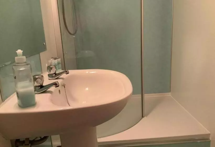 اتاق خانوادگی, Southbank Guesthouse