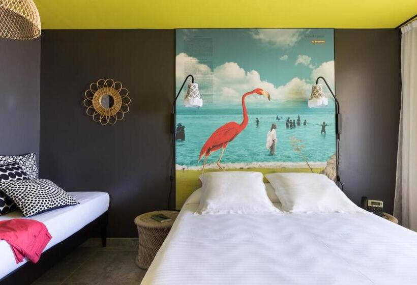 غرفة سوبيريور, Dina Morgabine Saint Gilles