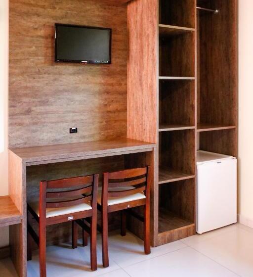 חדר סטנדרט לארבעה, Açoriano