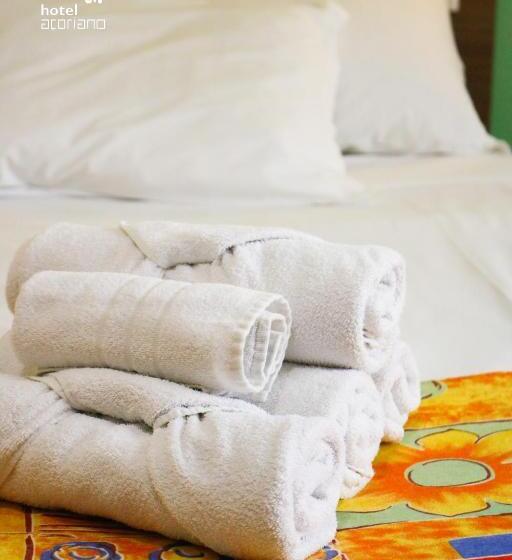 חדר משפתחתי סופריור, Açoriano