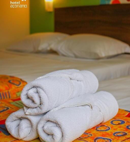 חדר משפתחתי סופריור, Açoriano