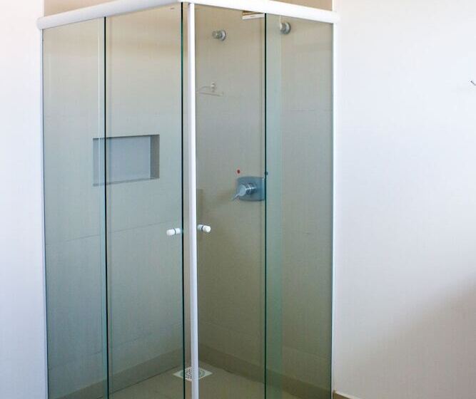 חדר סופריור לארבעה, Açoriano