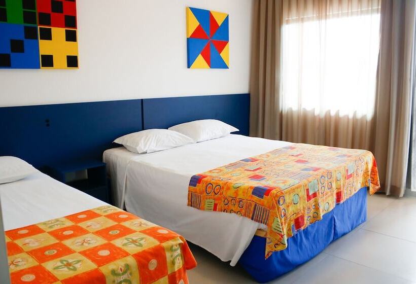 חדר סופריור לארבעה, Açoriano