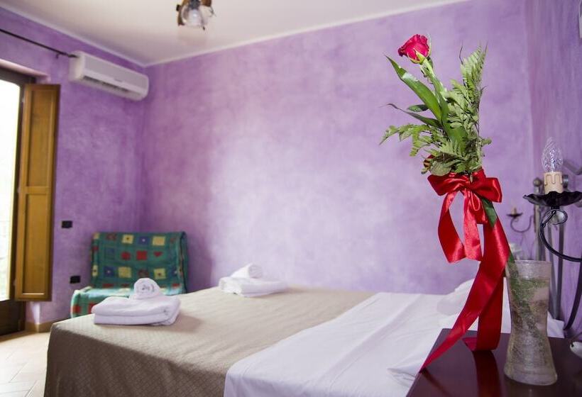 غرفة قياسية سرير مزدوج, Agriturismo La Rocca Dei Briganti