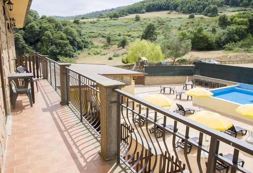 Полулюкс Вид на Бассейн, Agriturismo La Rocca Dei Briganti