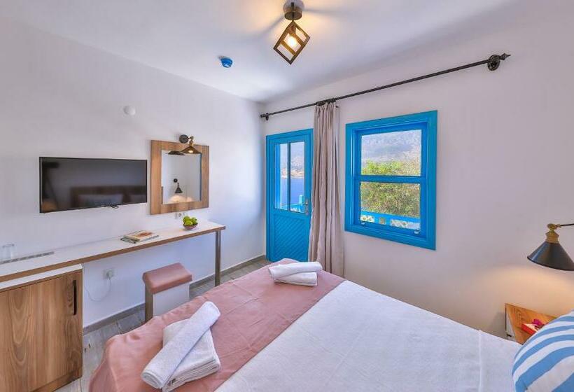 Camera Standard con Balcone, Arpia