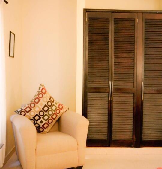 غرفة سوبيريور سرير كينج, Arribo