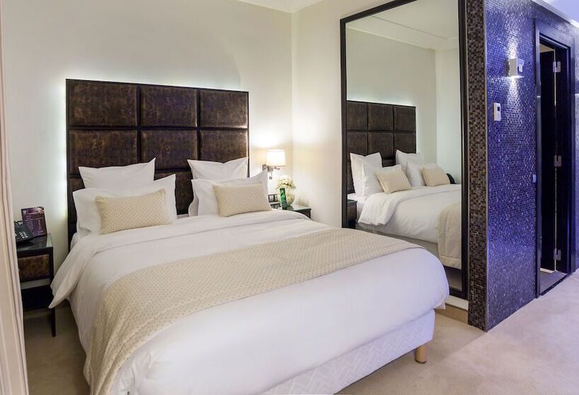 اتاق استاندارد, Business