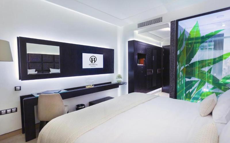 اتاق استاندارد, Business