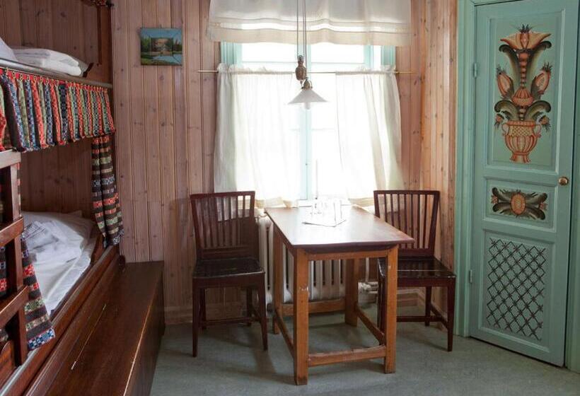 Семейный Номер, Dala Floda Värdshus