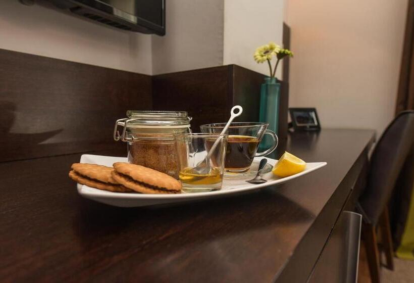 اتاق استاندارد, Dolce International