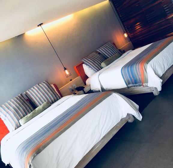 디럭스 룸, Helverica