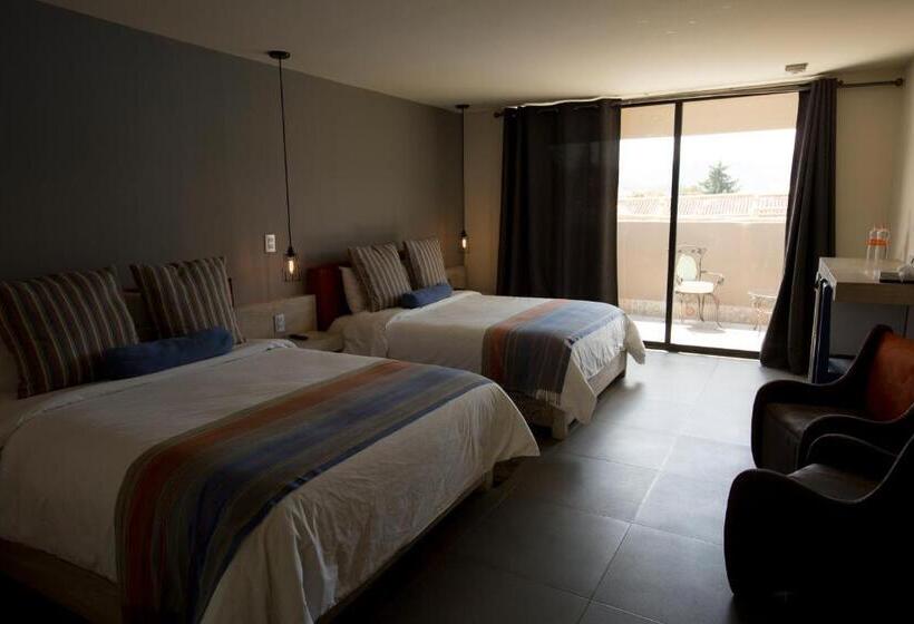 디럭스 룸, Helverica