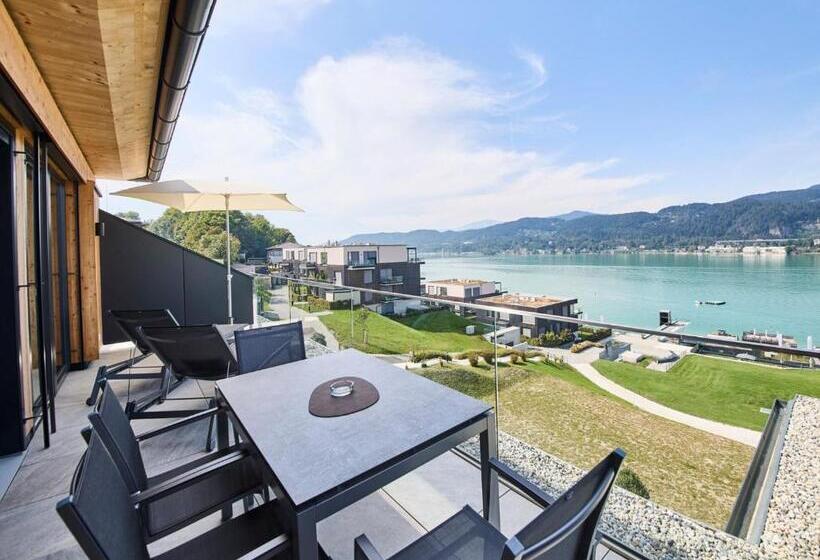 1 Bedroom Apartment Lake View, Hermitage Vital