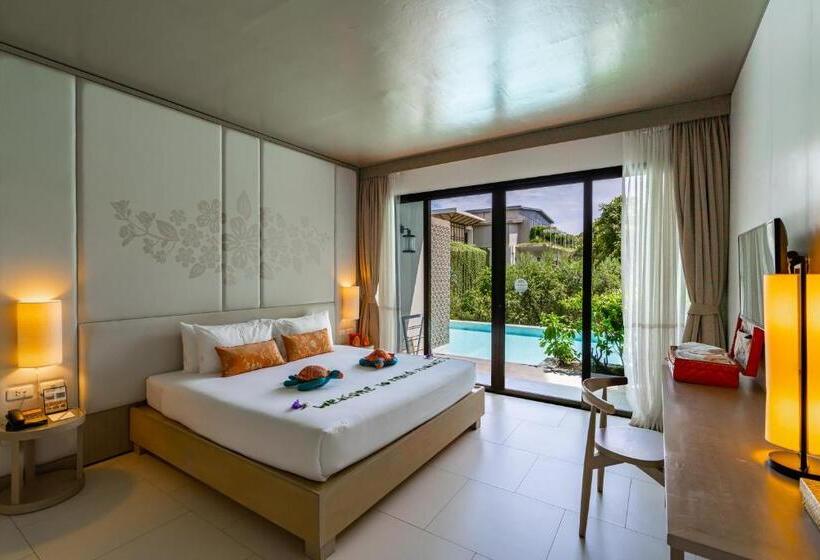 اتاق سوپریور, Proud Phuket, Naiyang Beach