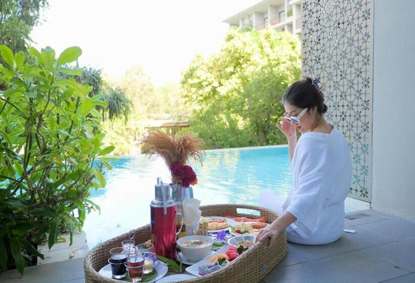 高级大房间, Proud Phuket, Naiyang Beach