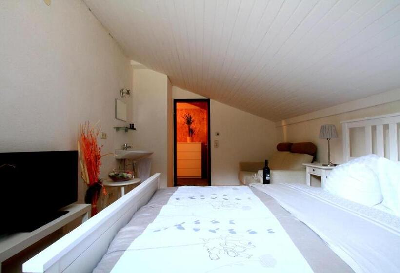 חדר משפחתי, Sonnleitn