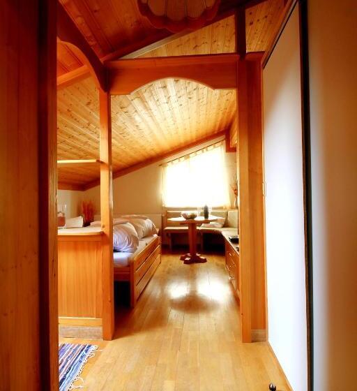 חדר משפחתי, Sonnleitn