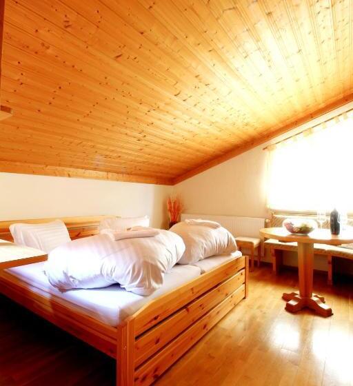 חדר משפחתי, Sonnleitn