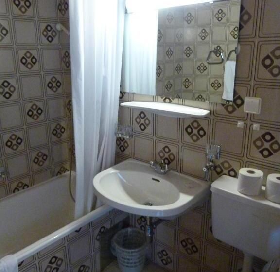 חדר משפחתי, Sonnleitn