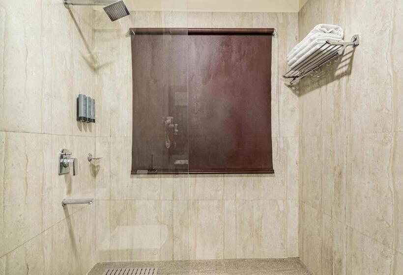 패밀리 룸 산 전망, Summit Barsana Resort & Spa