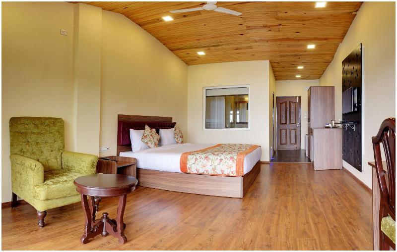 디럭스 룸, Summit Barsana Resort & Spa