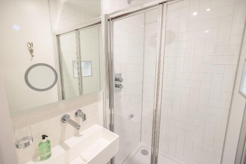 豪华房间, Summit Barsana Resort & Spa