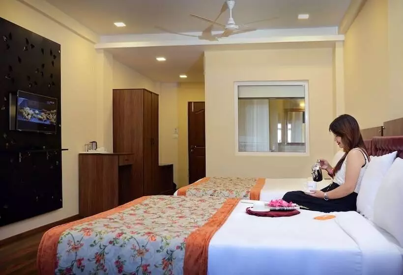 マウンテンビューファミリールーム, Summit Barsana Resort & Spa