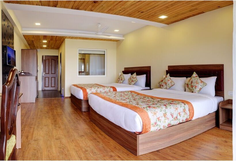 家庭山景房, Summit Barsana Resort & Spa