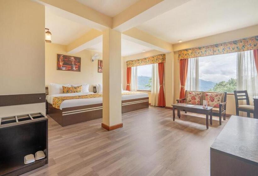 ファミリールーム, Summit Namnang Courtyard & Spa Near Mg Marg