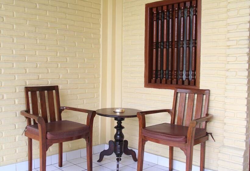 スタンダードルーム, Suji Bungalow