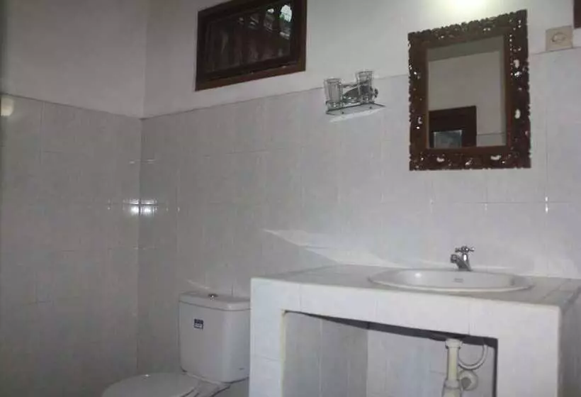اتاق لوکس, Suji Bungalow