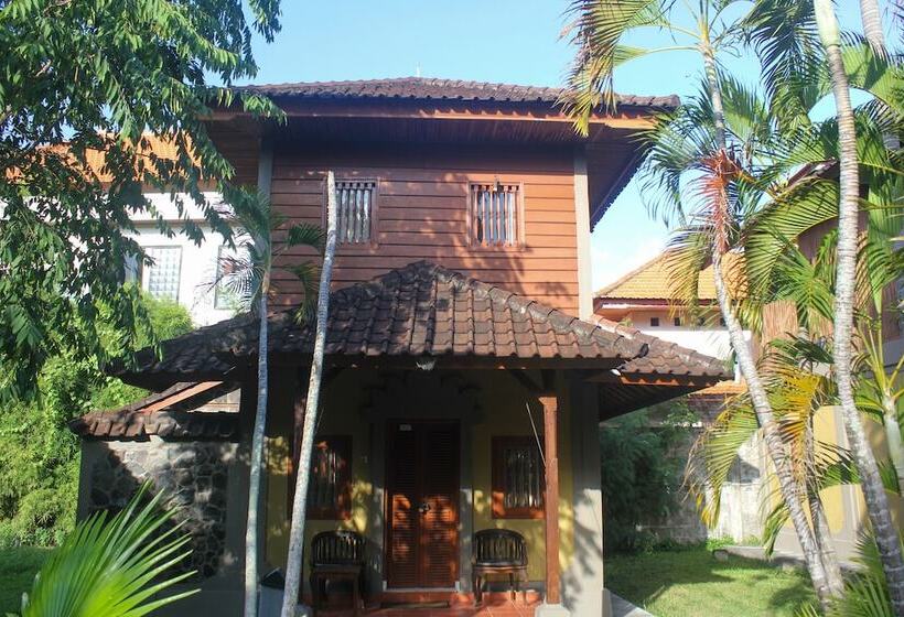 ファミリールーム, Suji Bungalow