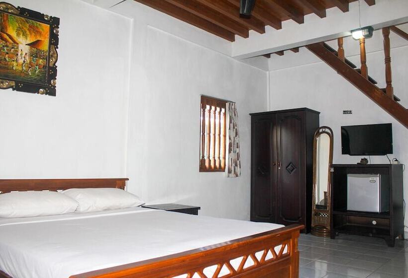 Quarto Familiar, Suji Bungalow