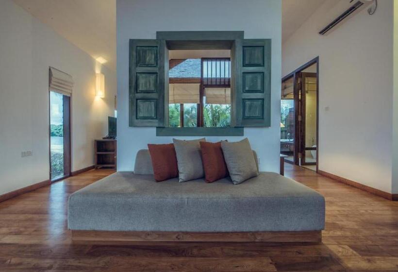 Шале 1 Спальня, Suriya Resort