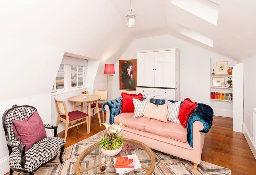 جناح ديلوكس, Berkeley Suites