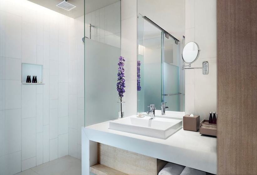 3 Bedroom Suite, Avani Plus Riverside Bangkok