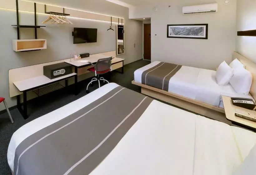 ２ダブルベッドのスタンダードルーム, City Express Plus By Marriott Monterrey Nuevo Sur