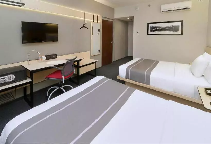２ダブルベッドのスタンダードルーム, City Express Plus By Marriott Monterrey Nuevo Sur