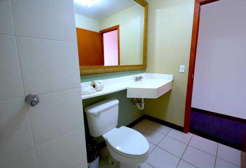 חדר סטנדרט שתי מיטות זוגיות, Consulado Inn