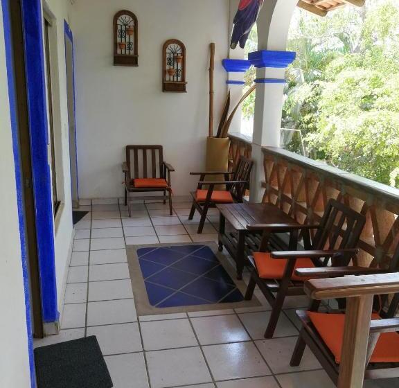 غرفة قياسية رباعية, Hacienda De Melaque