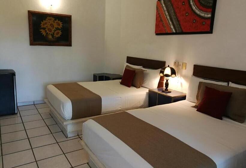 غرفة قياسية رباعية, Hacienda De Melaque