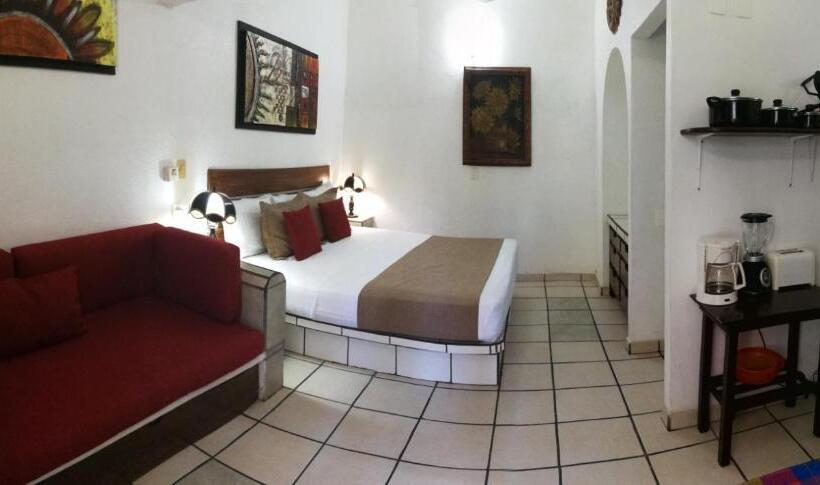 إستوديو قياسى سرير كينج, Hacienda De Melaque