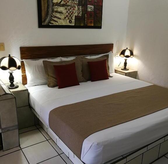 إستوديو قياسى سرير كينج, Hacienda De Melaque