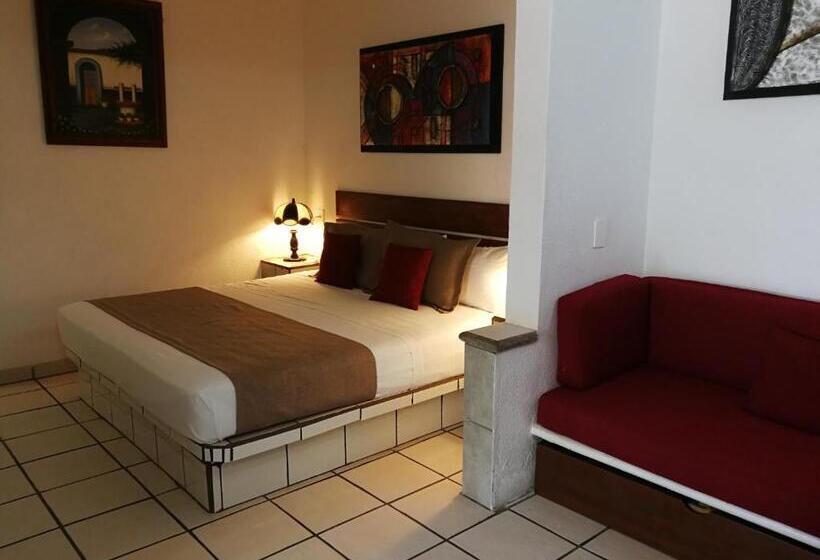 إستوديو قياسى سرير كينج, Hacienda De Melaque