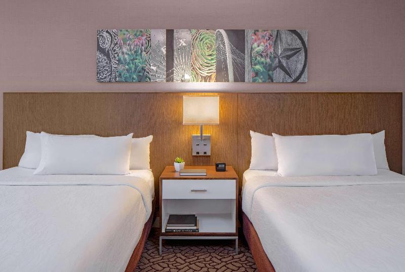 חדר סטנדרט, Hilton Garden Inn Downtown Dallas