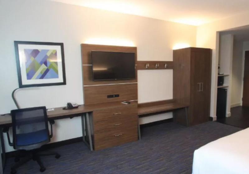 Номер Стандарт, Hilton Garden Inn Downtown Dallas