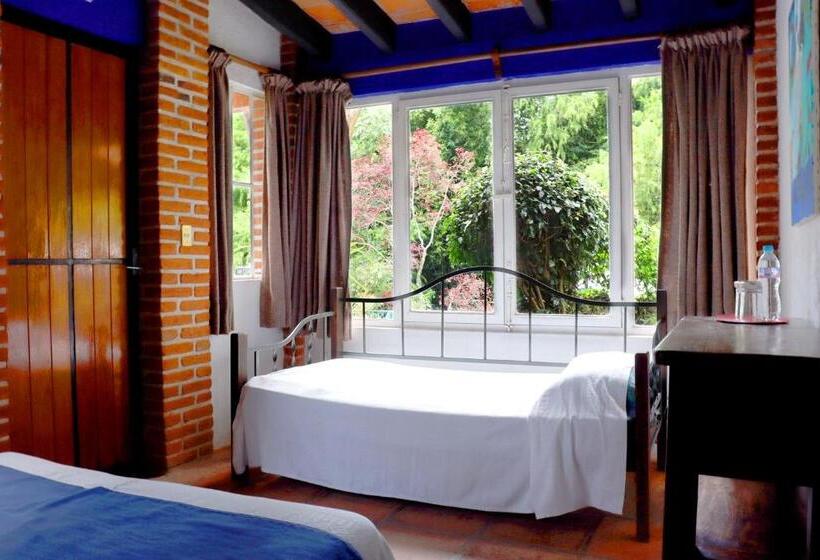 غرفة قياسية ثلاثية, La Posada Del Valle